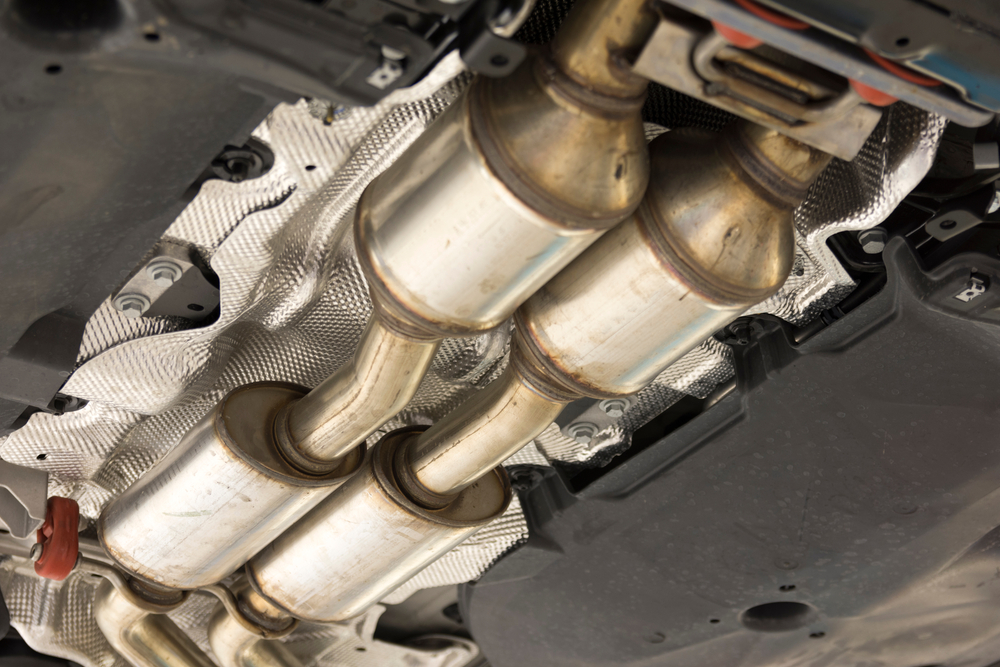 At Louisville Collision Center, you can find Universal Catalytic Converter for sale. Visit your local body shop in Forest Hills, Kentucky.